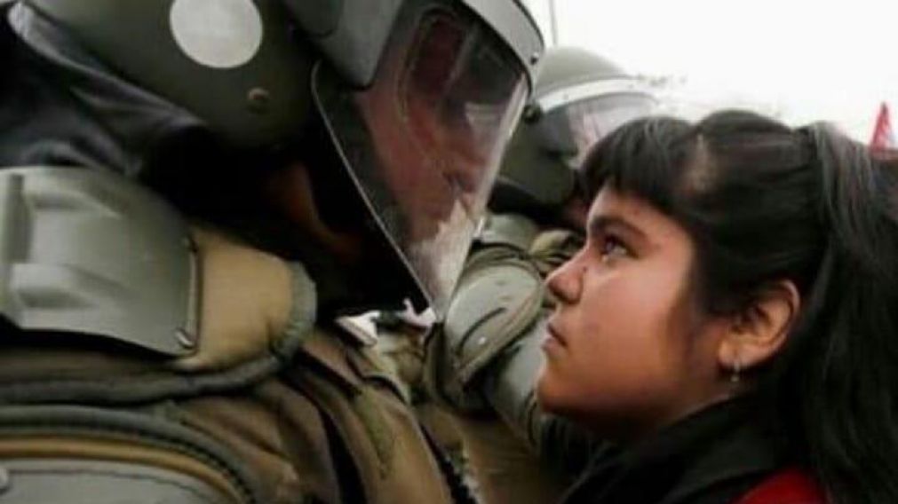 Estallido en Chile: el celular como el arma del pueblo contra los abusos