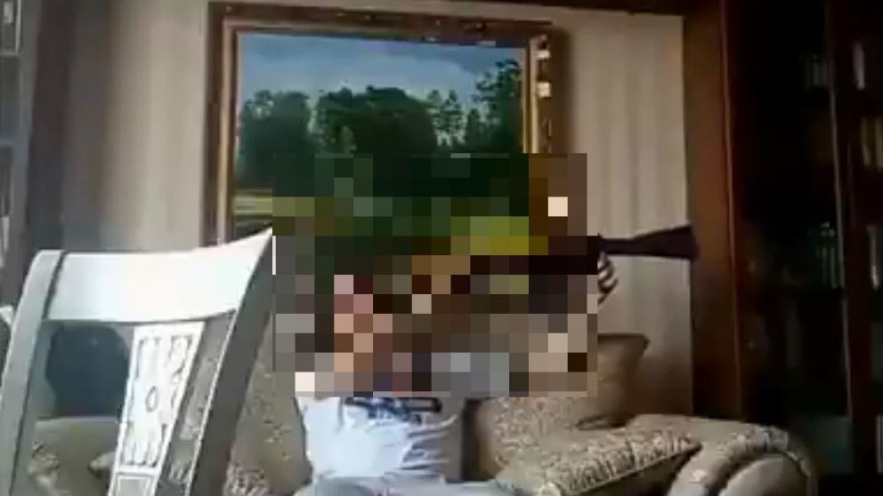 Así comienza el polémico clip. (Captura video)