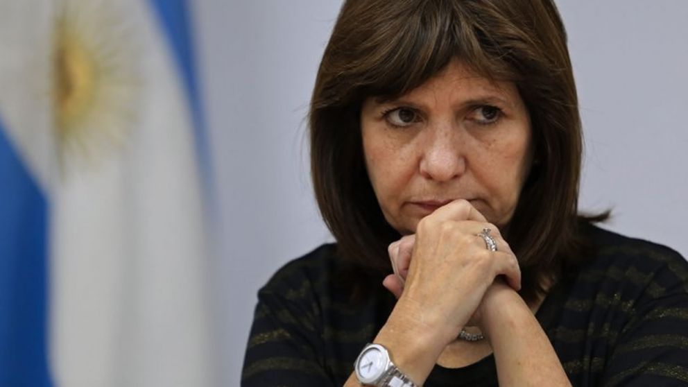 Bullrich: "Eligen violencia como camino y es peligroso"