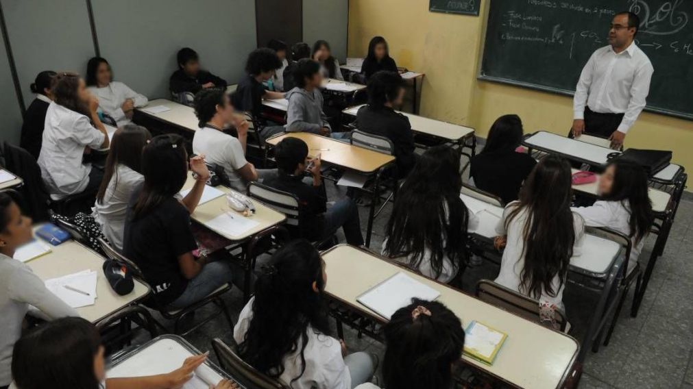 Tras la pol�mica, el colegio asegur� que se trat� de una "prueba piloto".