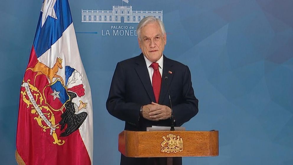 Piñera anunció por decreto el "Estado de emergencia" en Chile.