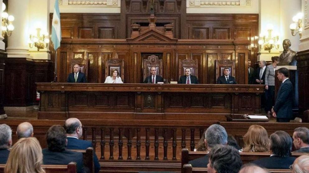 La CSJ rechazó el pedido de aclaraciones del Gobierno nacional.