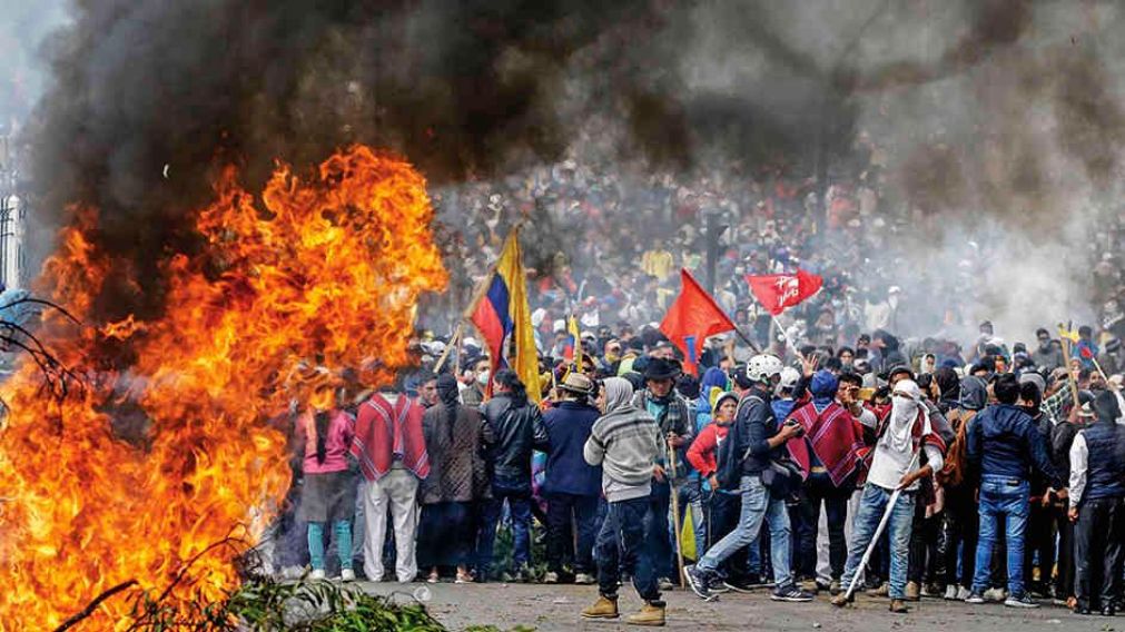 Los ex jefes de Estado de la Iniciativa Democrática de España y las Américas hablaron de la situación en Ecuador.