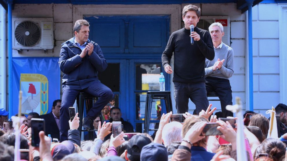 Axel Kicillof, participando de un acto en Junín. (Télam)