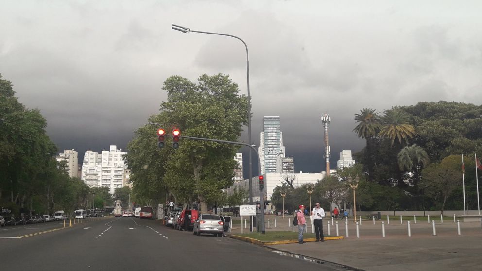 Clima en el AMBA: de los 29 grados a tormentas fuertes y ráfagas de 50 km/h.