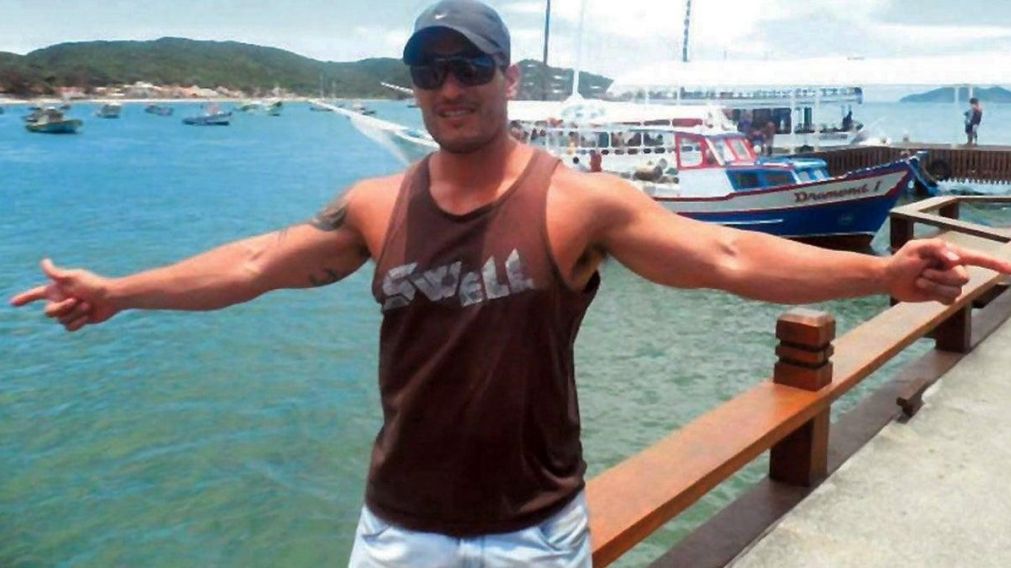La víctima fatal identificada como Claudio Hernán Romano, de 39 años.