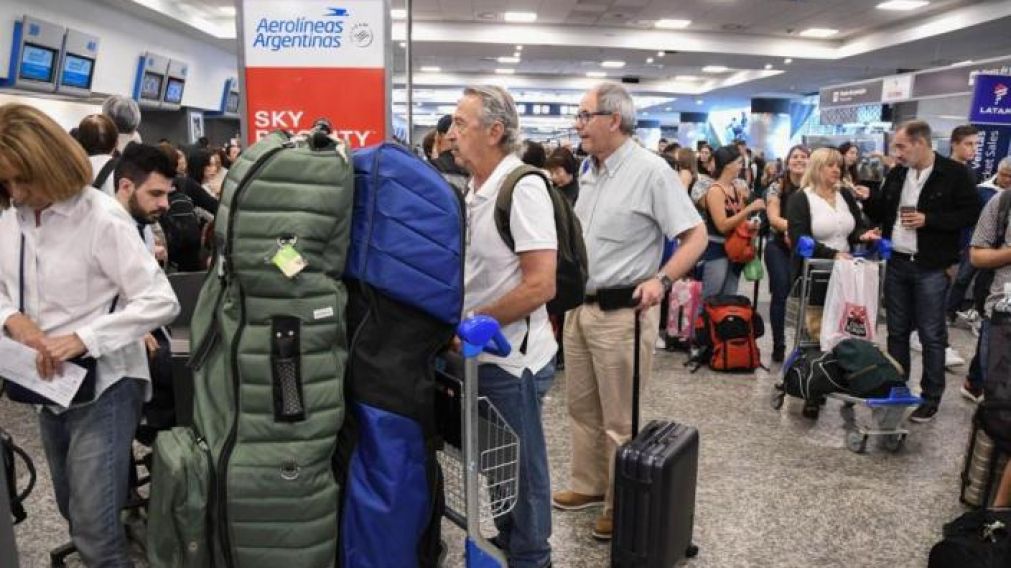 Los pilotos llegaron a un acuerdo salarial y desactivaron medidas de fuerza
