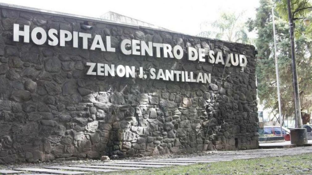 El hombre fue trasladado a un hospital cercano pero falleci� por las graves heridas.