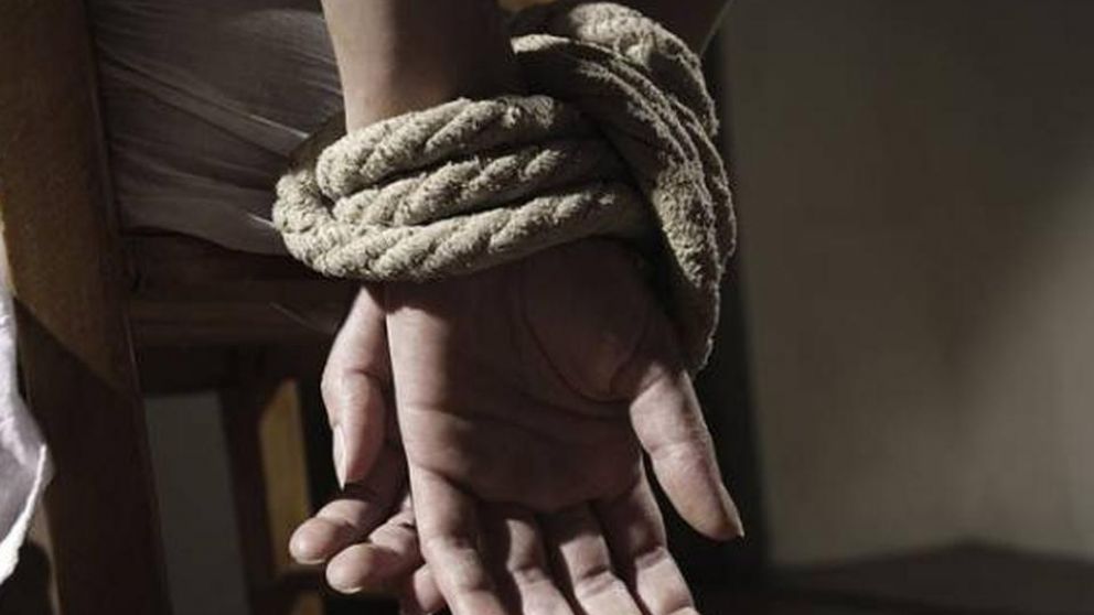 Sin comida y en condiciones deplorables la mujer logró sobrevivir.