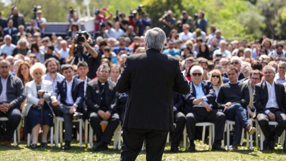Fern�ndez present� el plan en la Facultad de Agronom�a, en la UBA.