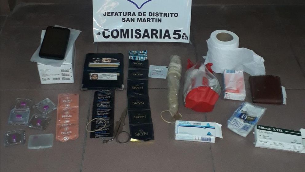 Estos son los diversos elementos que fueron incautados en poder del septuagenario pervertido.