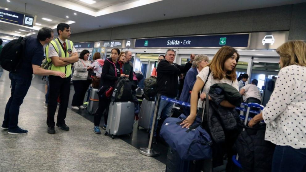 La gente podrá viajar sin inconvenientes durante este fin de semana. (Archivo)