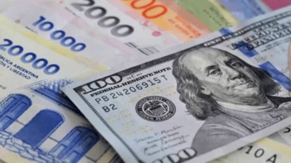 Dólar hoy: ¿A cuánto cotizan el oficial y el blue?