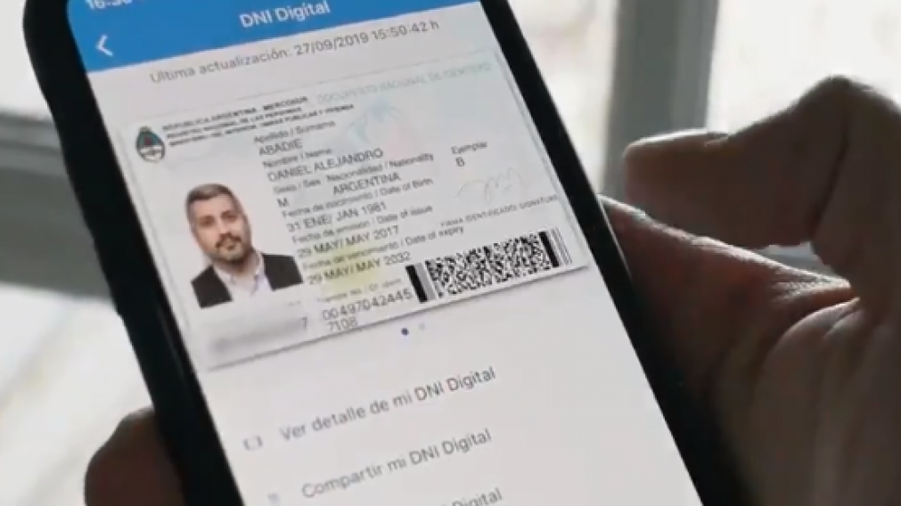 El documento digital tiene la misma validez que la tarjeta f�sica. 