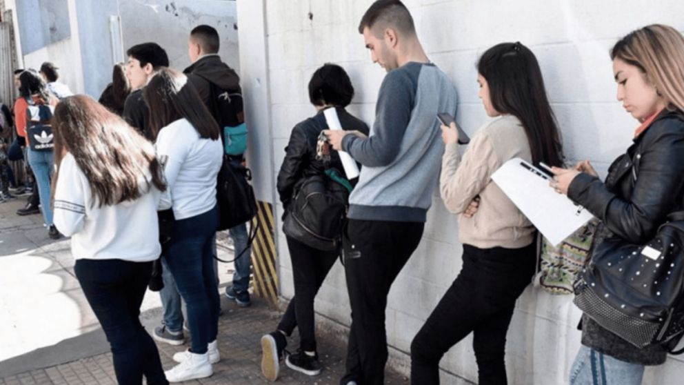 El informe de la UBA-Conicet arrojó 20.000 empleos menos en mayo.