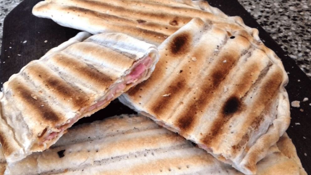 Receta fácil y deliciosa de tortilla parrillera.