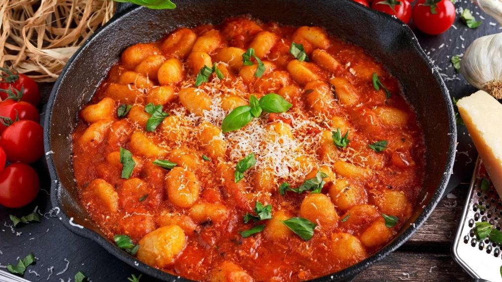 Receta de ñoquis sin harina refinada, saludable y nutritiva.