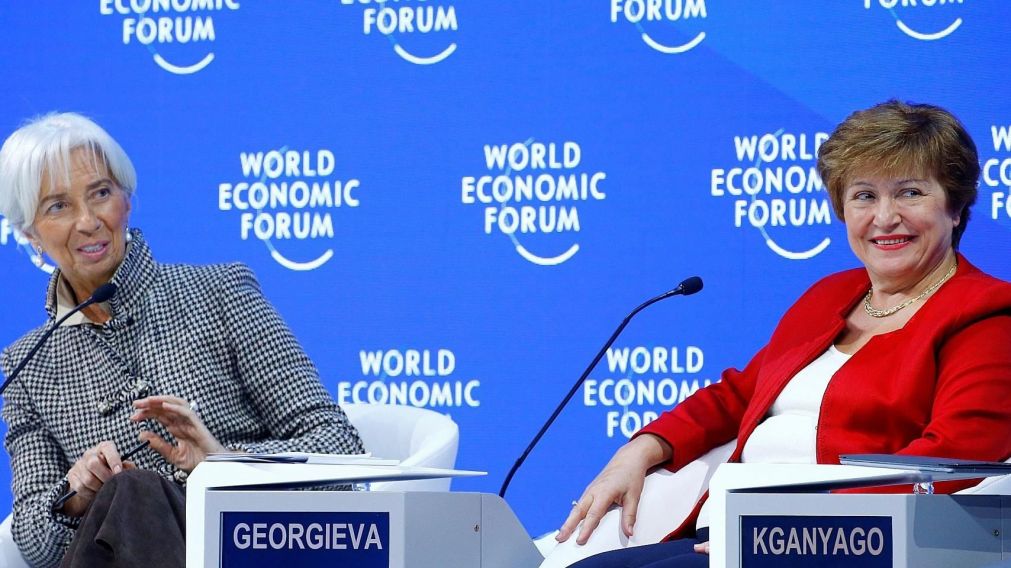 Lagarde, saliente directora del FMI y Georgieva, la flamante. 