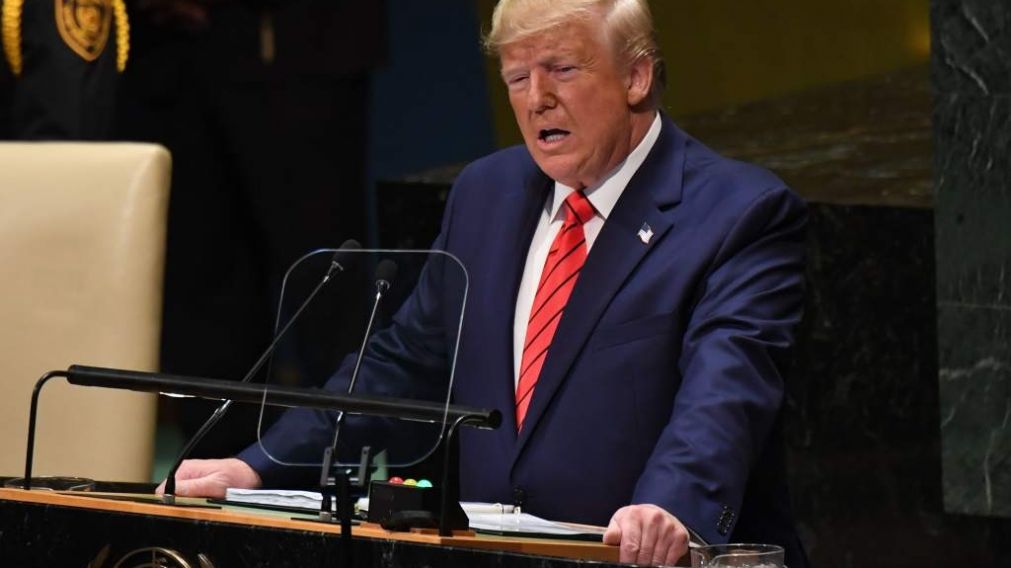 Trump afirm� que la oposici�n lanz� una caza de brujas. 
