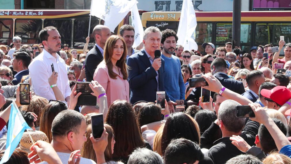 El Presidente y la gobernadora, juntos en Florencio Varela.
