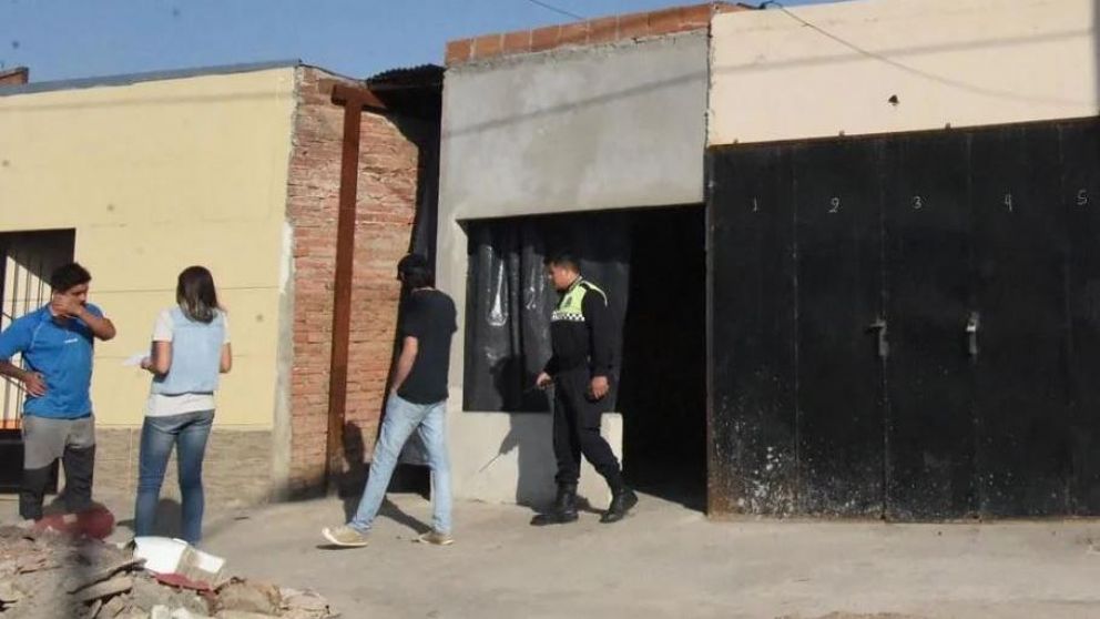 Realizan pericias para esclarecer el crimen.