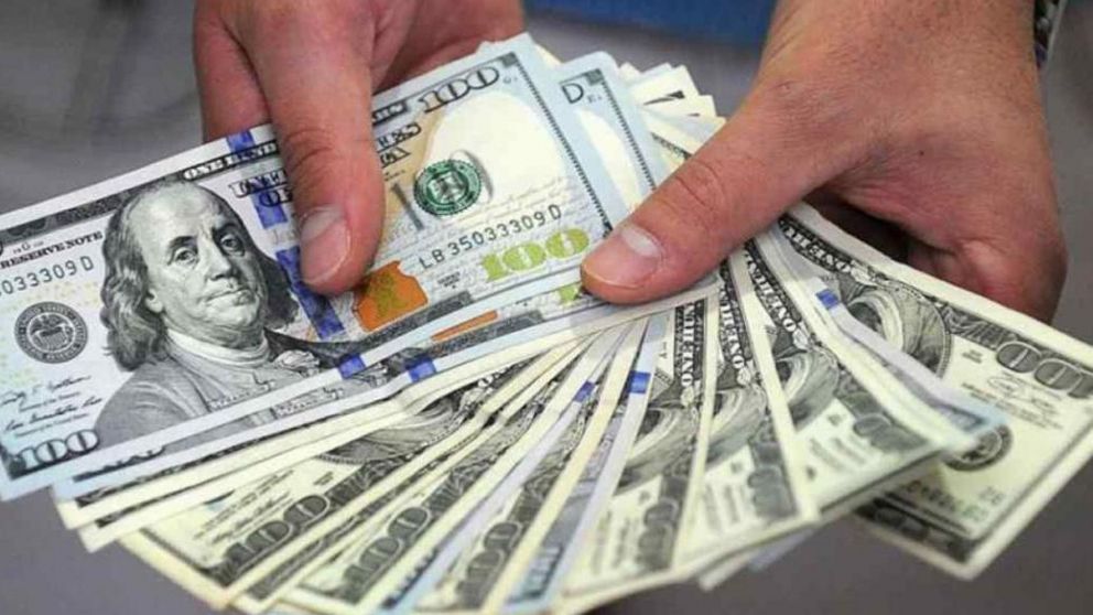 La moneda norteamericana abrió la semana con un leve incremento.