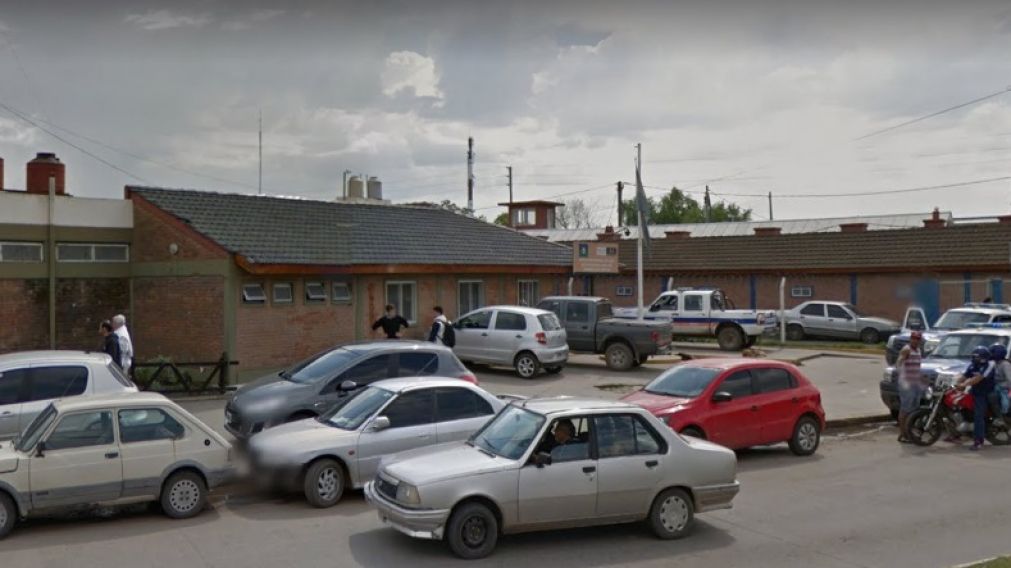 El hecho se produjo en el sector de calabozos de esta seccional, en la provincia de Buenos Aires.