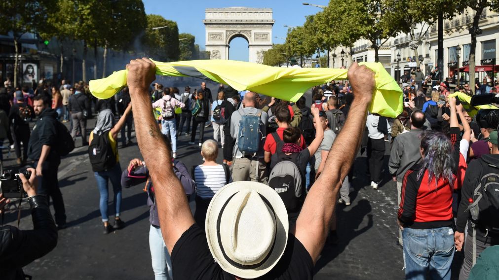 Contin�an las protestas de los "chalecos amarillos" en Francia (AFP)