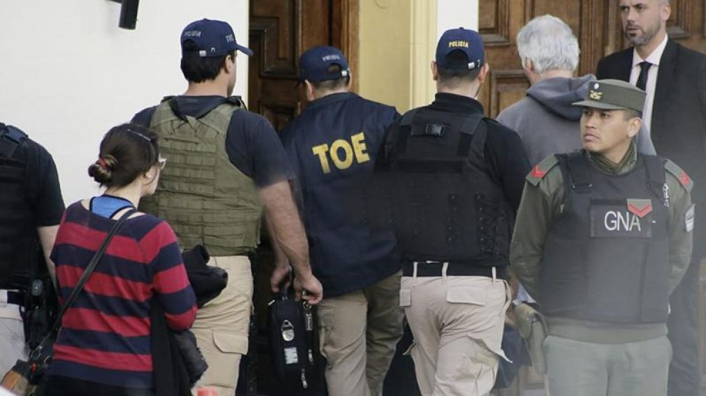 Valdés fue detenido por incumplir con sus funciones. (Gentileza Airedesantafe.com)