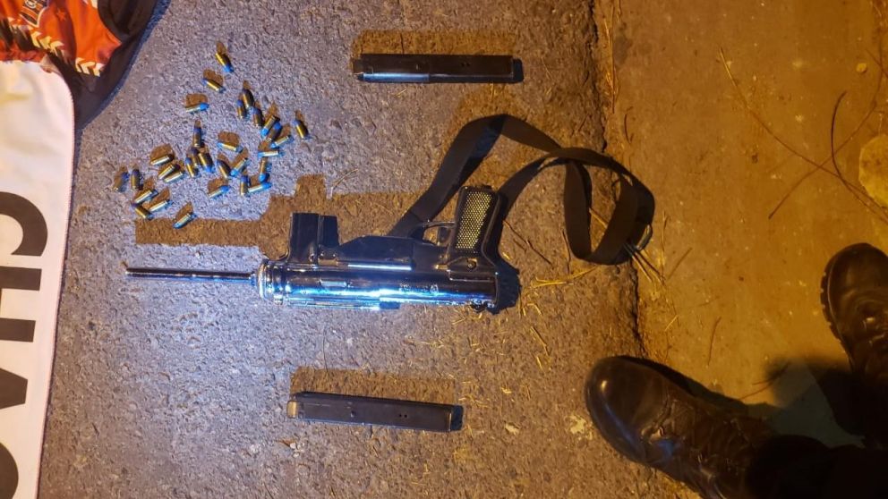 Esta es la ametralladora que fue incautada en el operativo.
