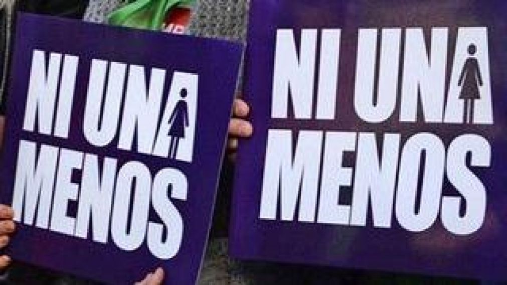 El presupuesto destinado para cada mujer es el valor de "un chupetín"