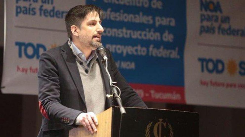 Nicolás Trotta habló en "Lo dice Embón" por Radio FMQ, la señal del Grupo Crónica.