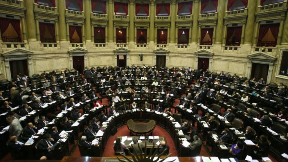 El senado aprobaría el proyecto tras una tregua entre oficialismo y oposición.