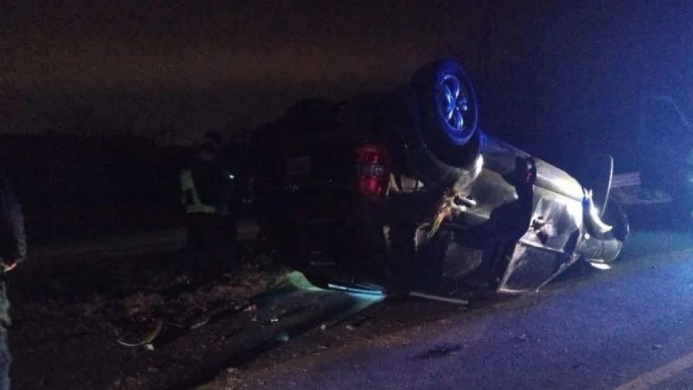 Así quedó el auto tras el choque (Gentileza: Región La Capital).