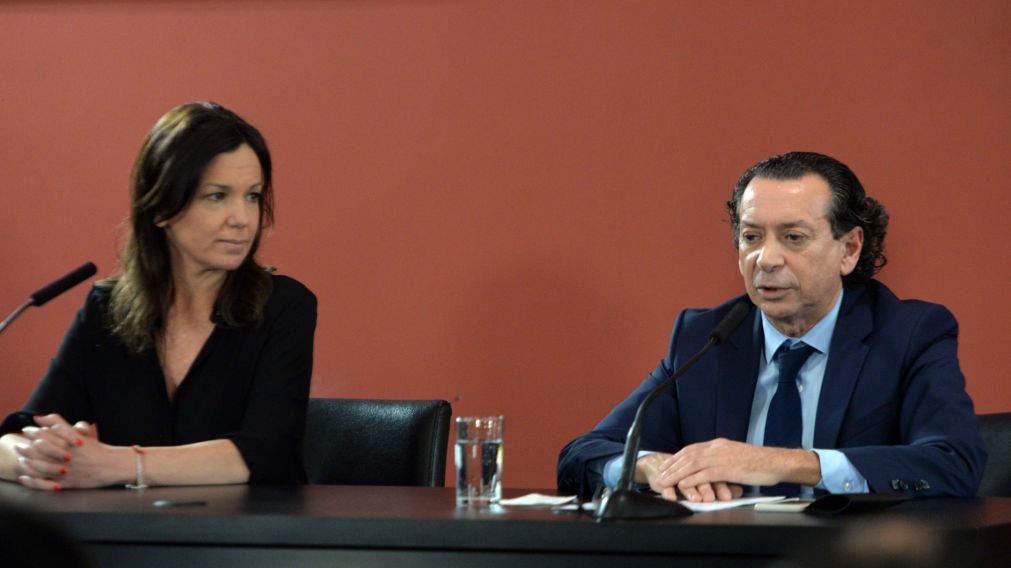 Carolina Stanley (Desarrollo Social) y Dante Sica (Producción) encabezaron la reunión con la CGT (Nahuel Ventura - Diario Crónica)