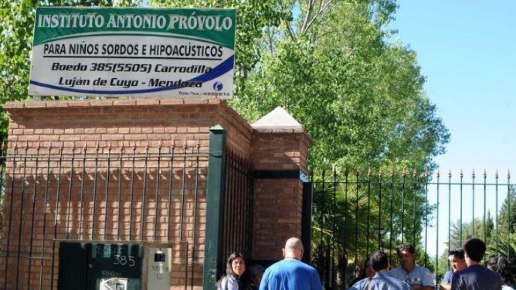 El Instituto Pr�volo, en el ojo de la tormenta (Twitter).