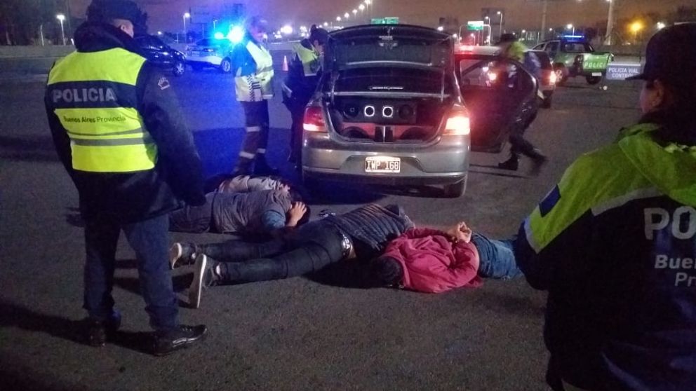 Así fueron capturados en la Autopista Buenos Aires - La Plata.