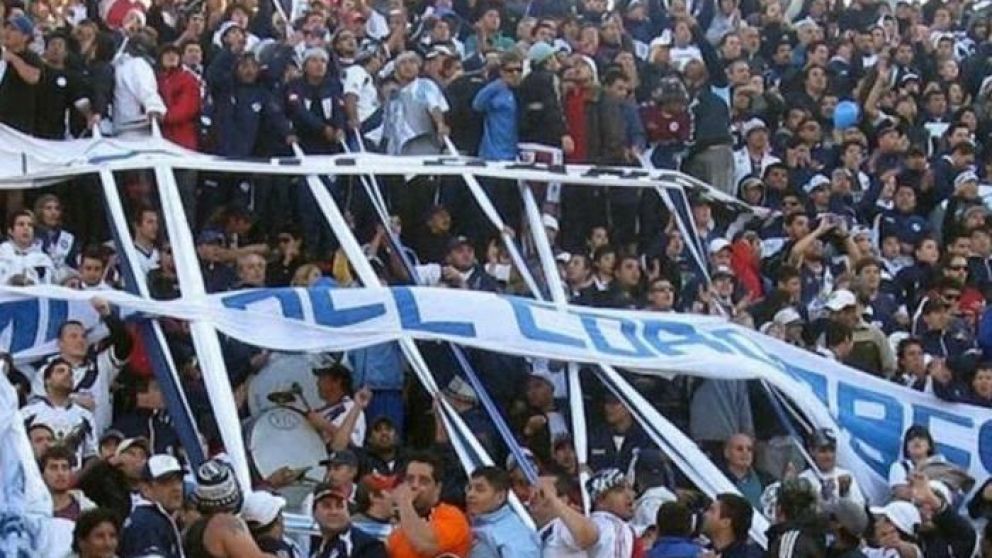Hace años que hay una gran puja por el poder de la barra del "Charro".