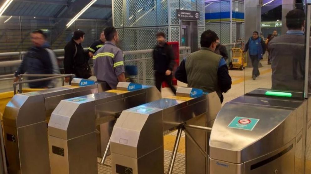Comenzó el paro de subtes