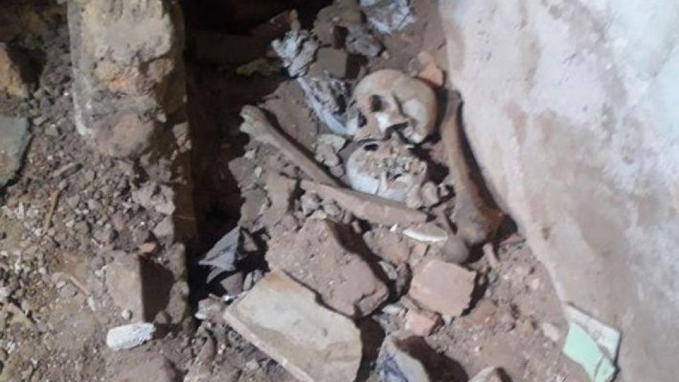 Indigentes encontraron los restos. (Twitter).