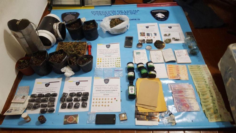 La banda utilizaba a jóvenes relacionistas públicos para distribuir la droga.