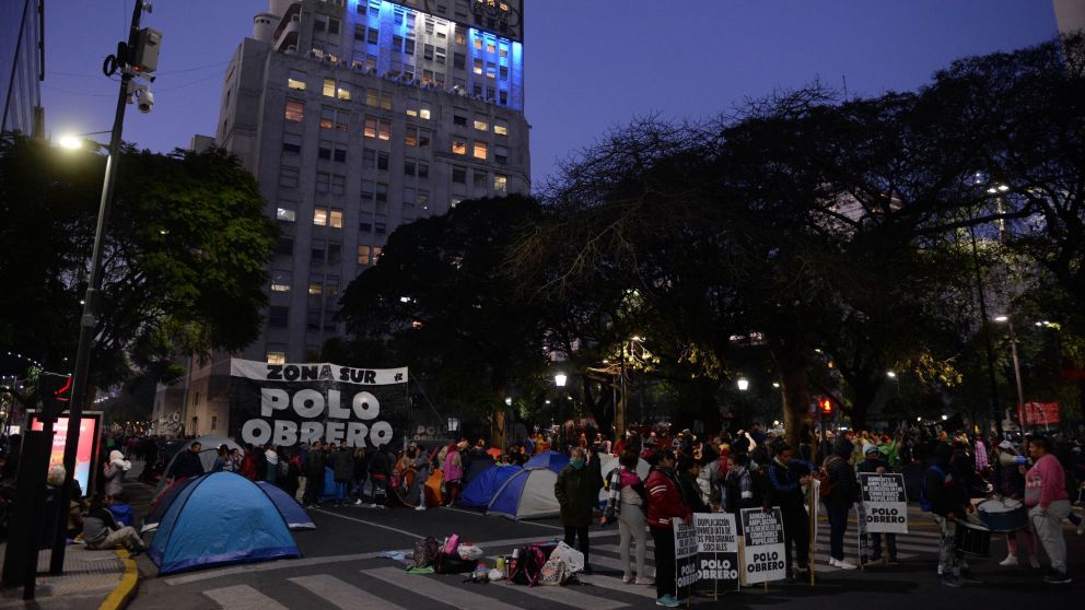 Las organizaciones sociales reclaman la aprobación de una Ley de Emergencia Alimentaria (Nahuel Ventura/Crónica).