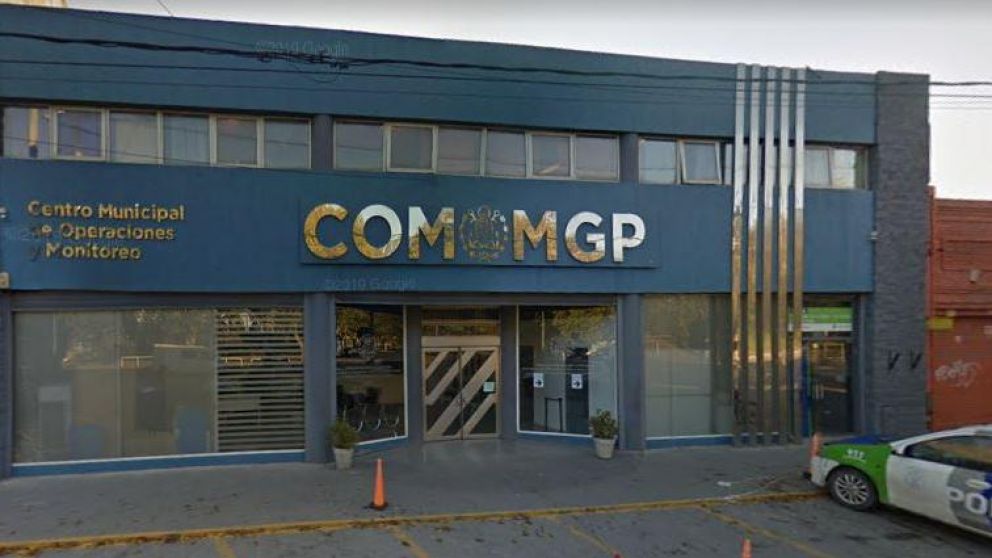 La madre de la nena denunció al hombre en la Comisaría de la Mujer. (Google Street View)