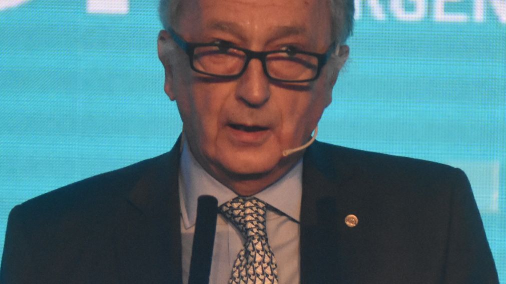 El empresario estim� que una eventual recuperaci�n del sector industrial del da�o sufrido demandar�, al menos una d�cada. 