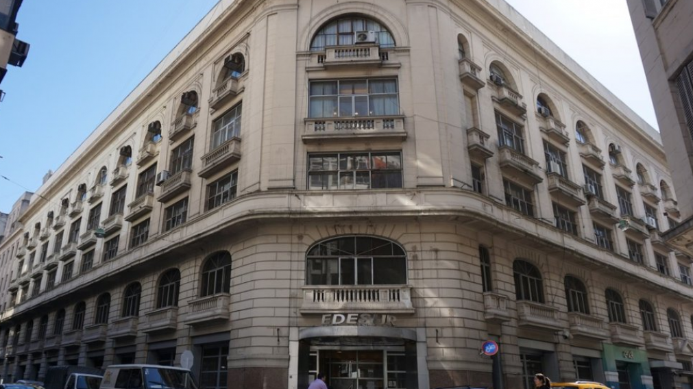 La oficina está ubicada en San José 190, en el centro porteño.