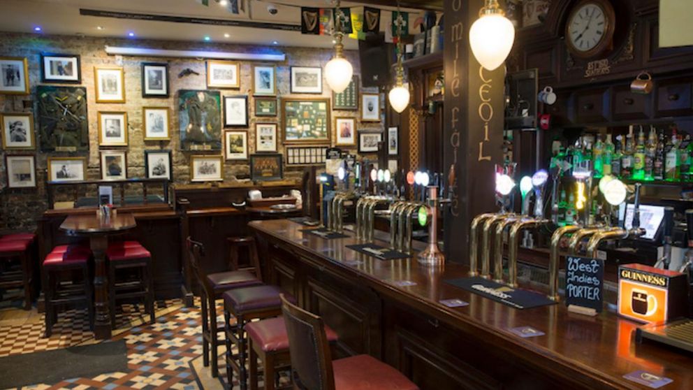 En este bar ocurrió el insólito hecho.