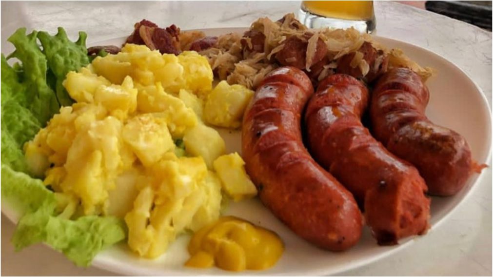 La ciudad que destaca por la gastronomía alemana a pocos metros del Río Paraná.