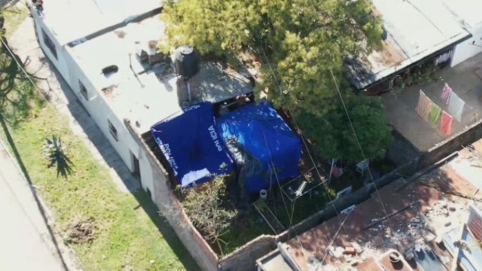 Los cuerpos fueron hallados en una casa de la zona sur del conurbano (X).