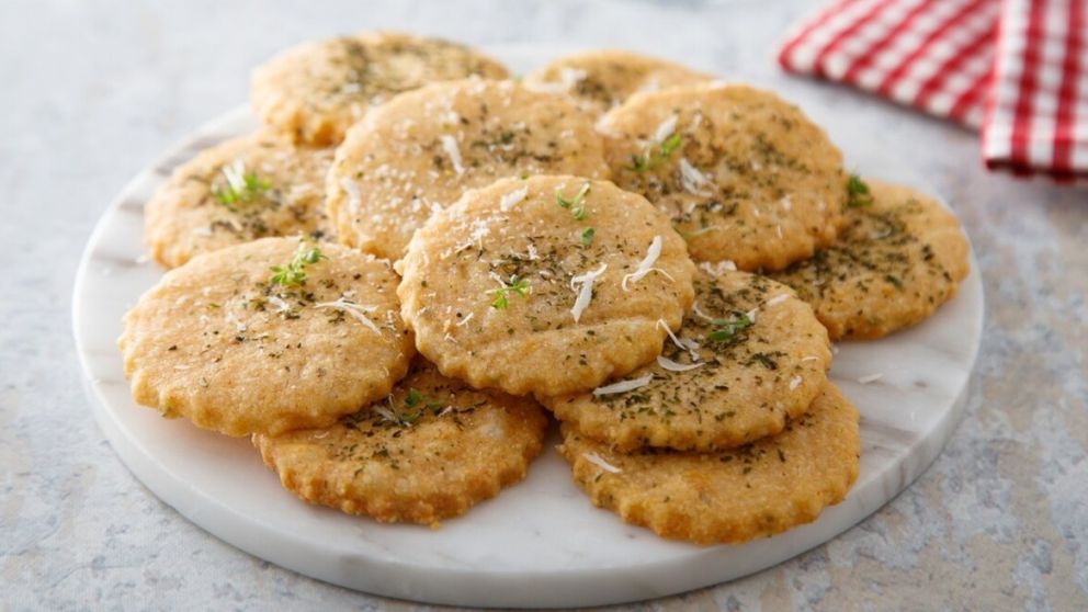 Galletitas de queso y orégano, una deliciosa receta que se puede disfrutar en cualquier ocasión.