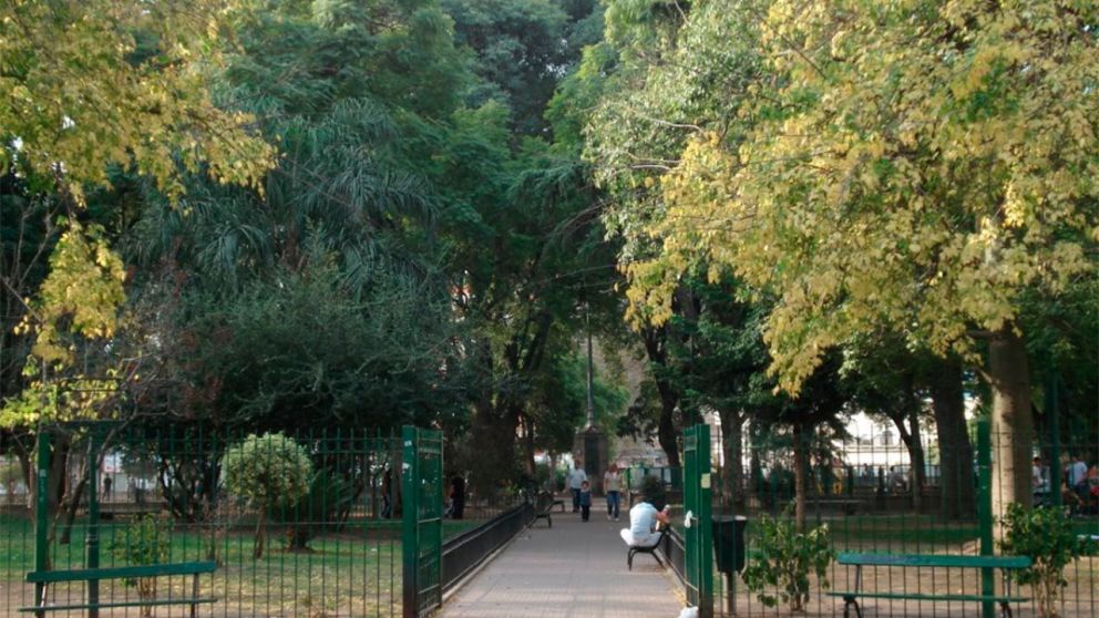 Alquileres económicos en un barrio arbolado de CABA.
